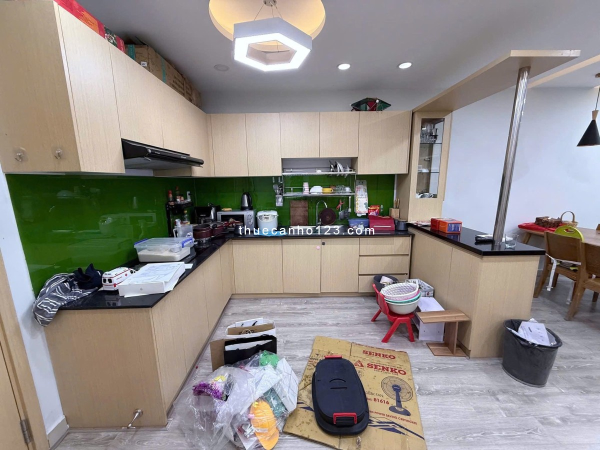 12tr5/tháng, Căn góc, 2PN, 2WC, C/c Screc, Trường Sa, P12, Q3.