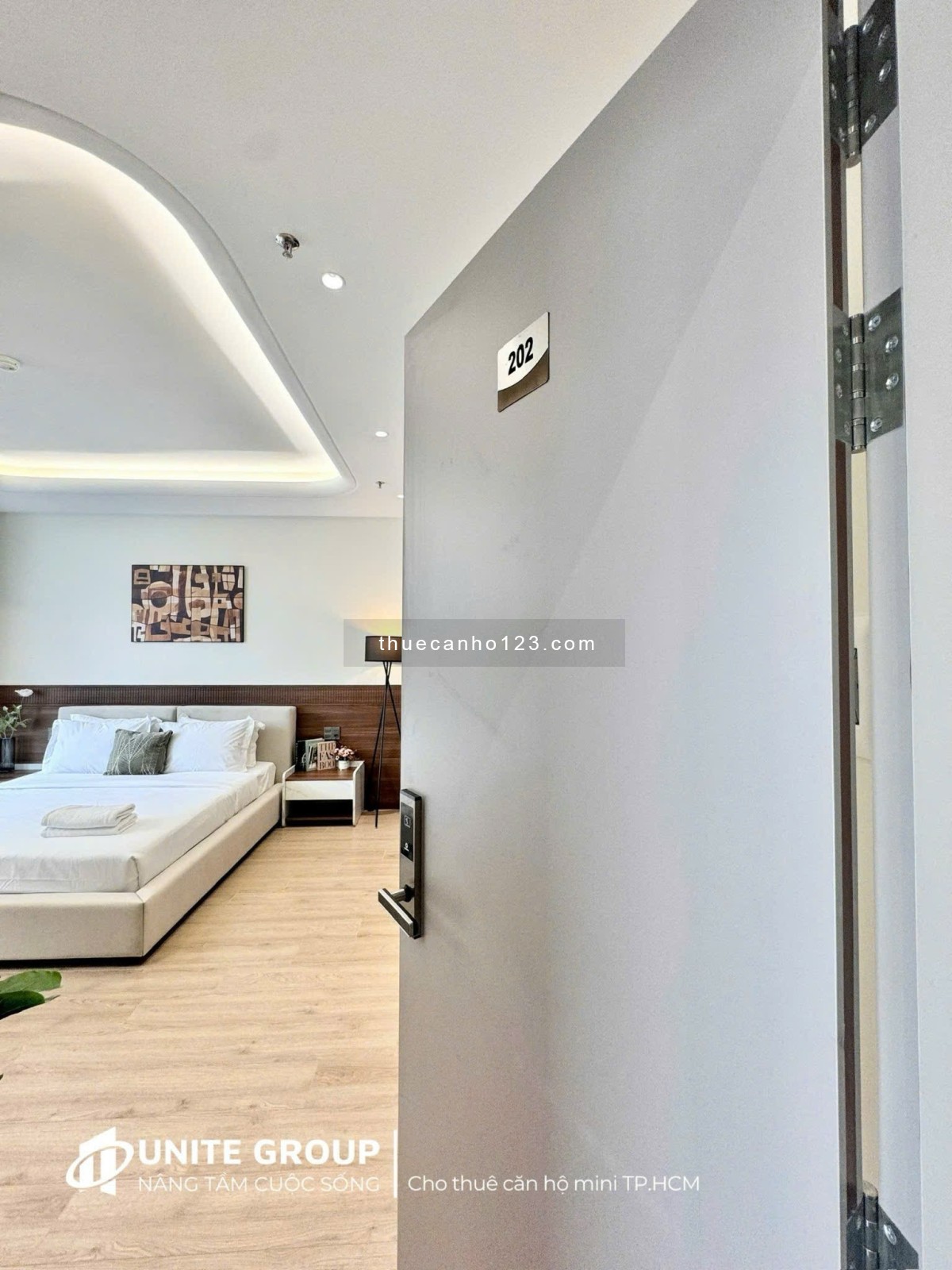 Chuỗi căn hộ 1PN/2PN ban công – Thang máy – Mới 100% gần vòng xoay Lăng Cha Cả, tiện qua nhà ga T3