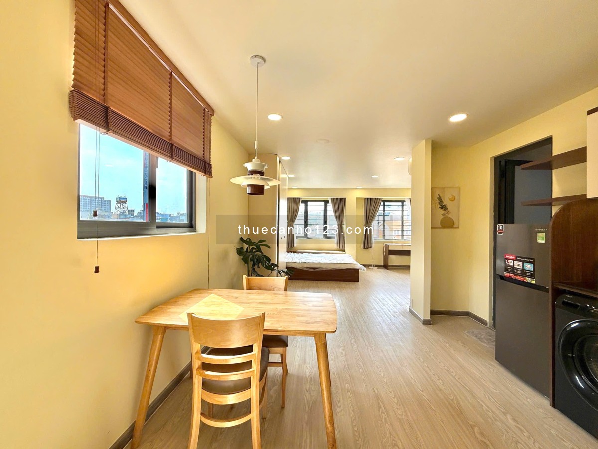 Chdv studio/1PN sang – Rộng – Thang máy – Ban công gần sân bay Tân Sơn Nhất, công viên Gia Định