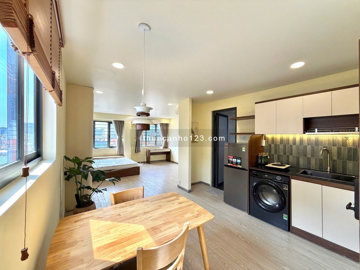 Chdv studio/1PN sang – Rộng – Thang máy – Ban công gần sân bay Tân Sơn Nhất, công viên Gia Định