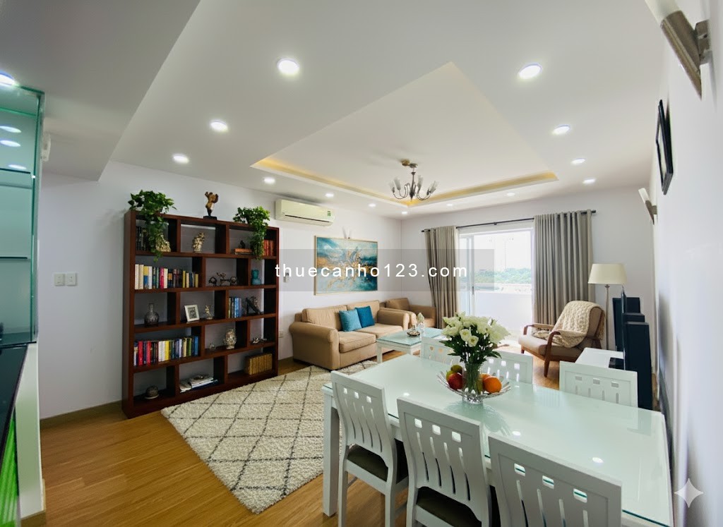 Cho thuê căn hộ cao cấp Hùng Vương Plaza – 130m² – 3PN, 3WC – giá chỉ 21 triệu/tháng