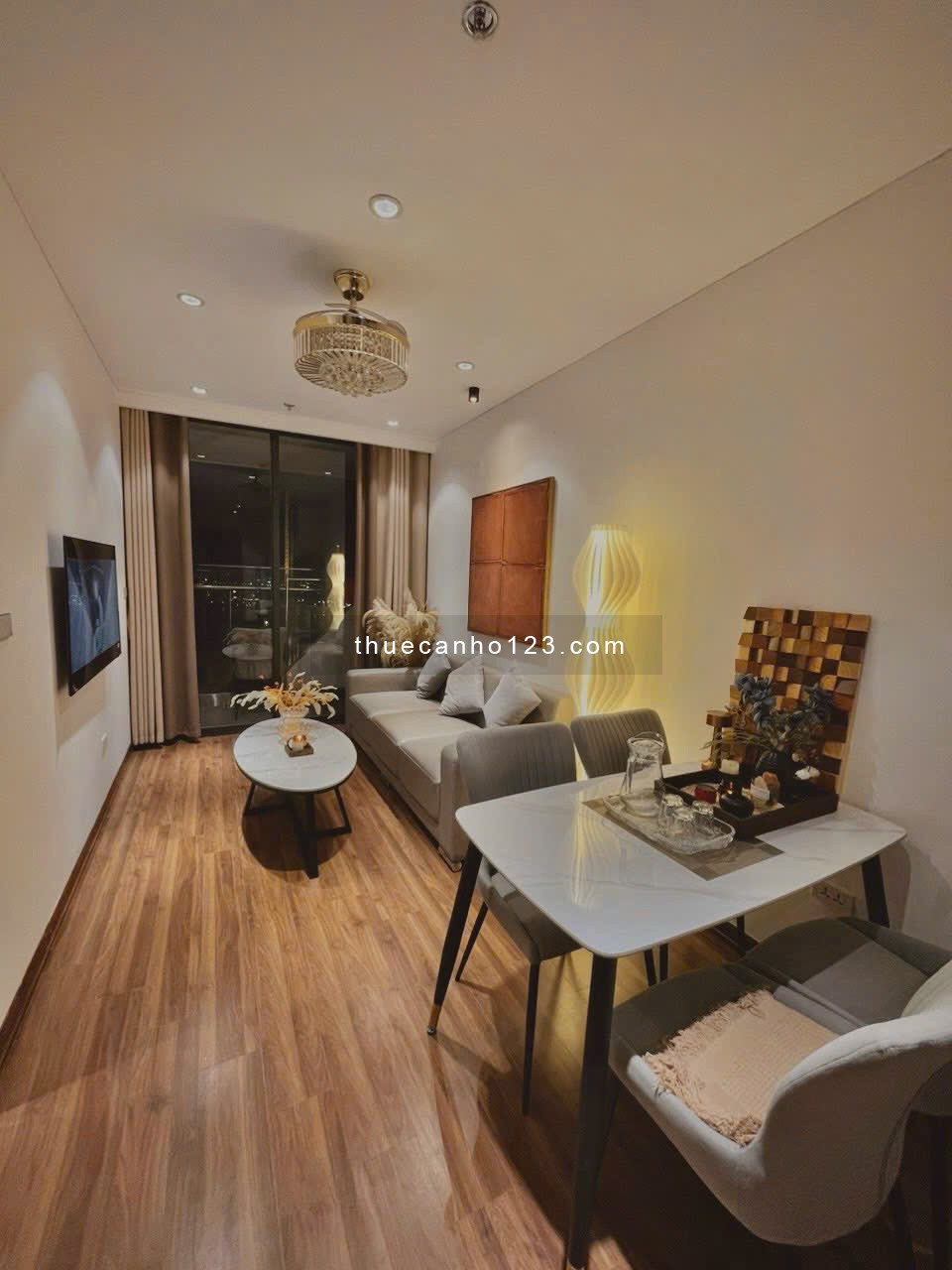 Cho Thuê căn hộ 2 ngủ 1 vs tại Hạ Long - Hòn Gai