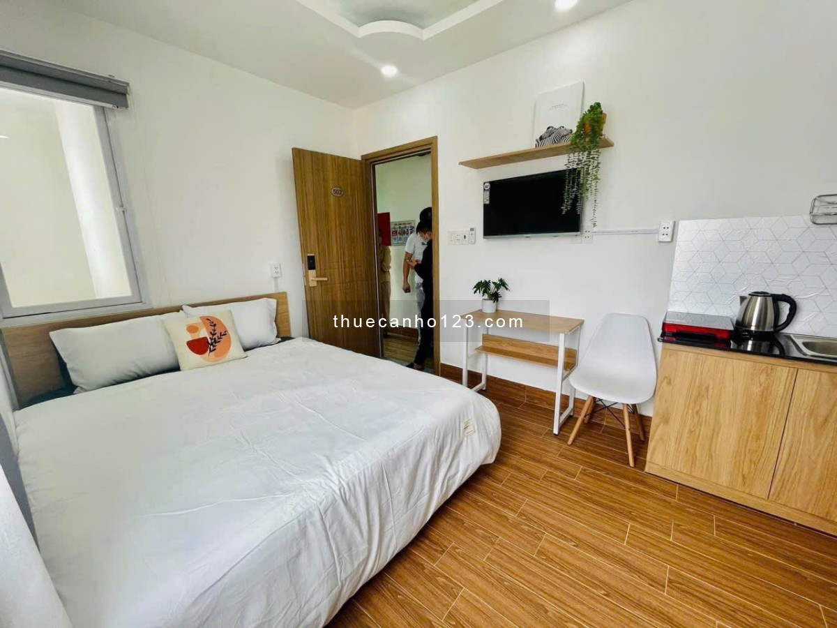 STUDIO Giá Rẻ Ngay Trung Tâm Quận 1 - Đầy Đủ Nội Thất, Cửa Sổ Thoáng Khí , Khu dân cư an ninh cao