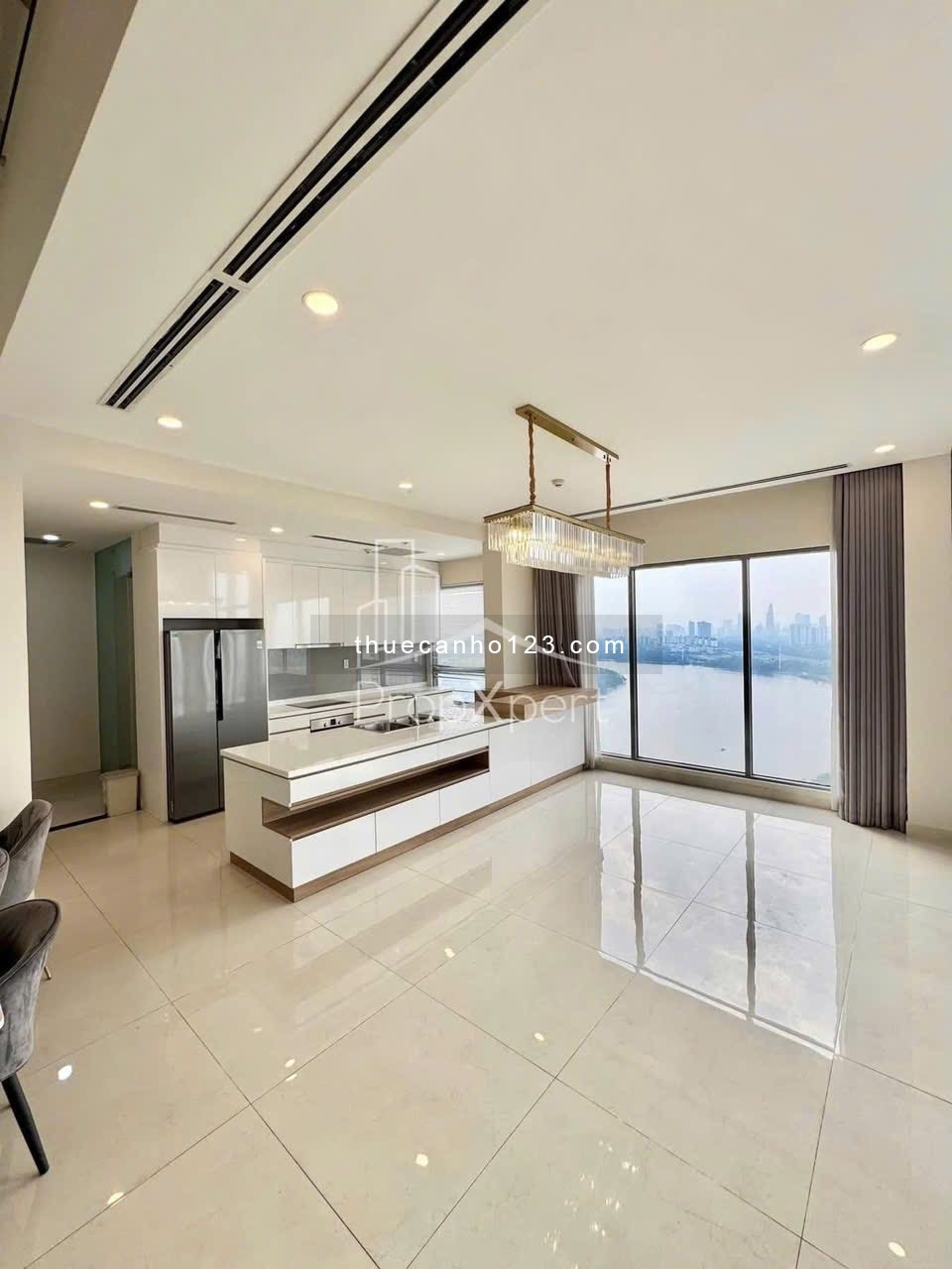 Cho thuê 5PN - 321 m² Penthouse Đảo Kim Cương – Tháp Bahamas, 5.500 USD/tháng