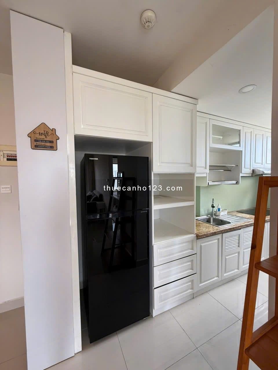 Cho thuê 1PN full nội thất có ban công 15.5 triệu/th