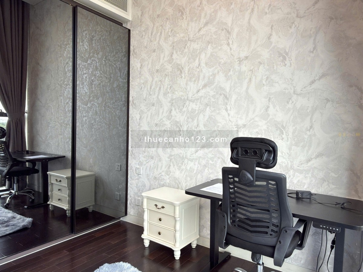 Empire City – Căn 2PN View Hồ Bơi, Nội Thất Đầy Đủ, 93m²
