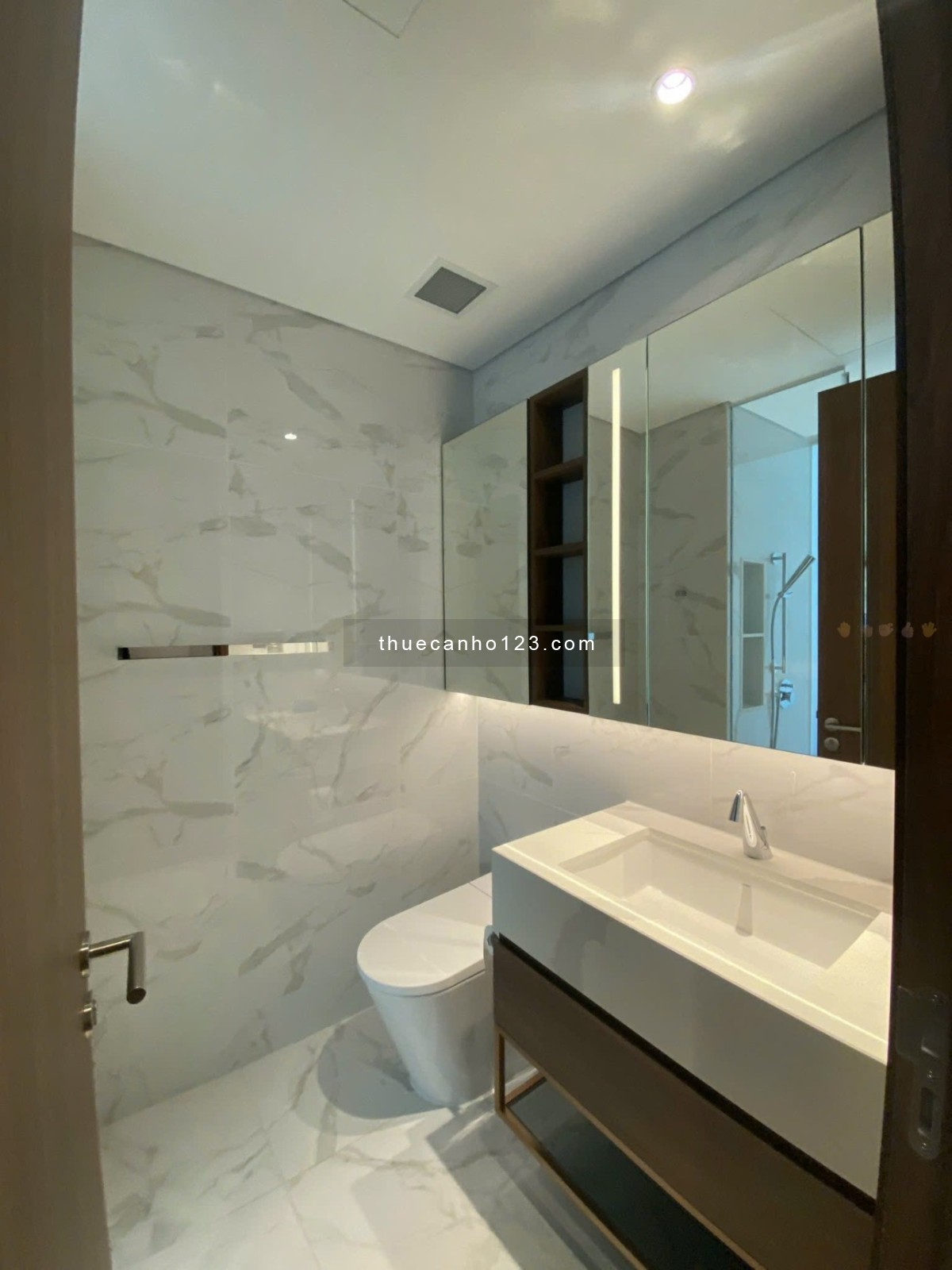 Cho thuê căn hộ cao cấp The Crest Metropole view đẹp - Tầng cao - 2PN 83m2 - 45 triệu/tháng