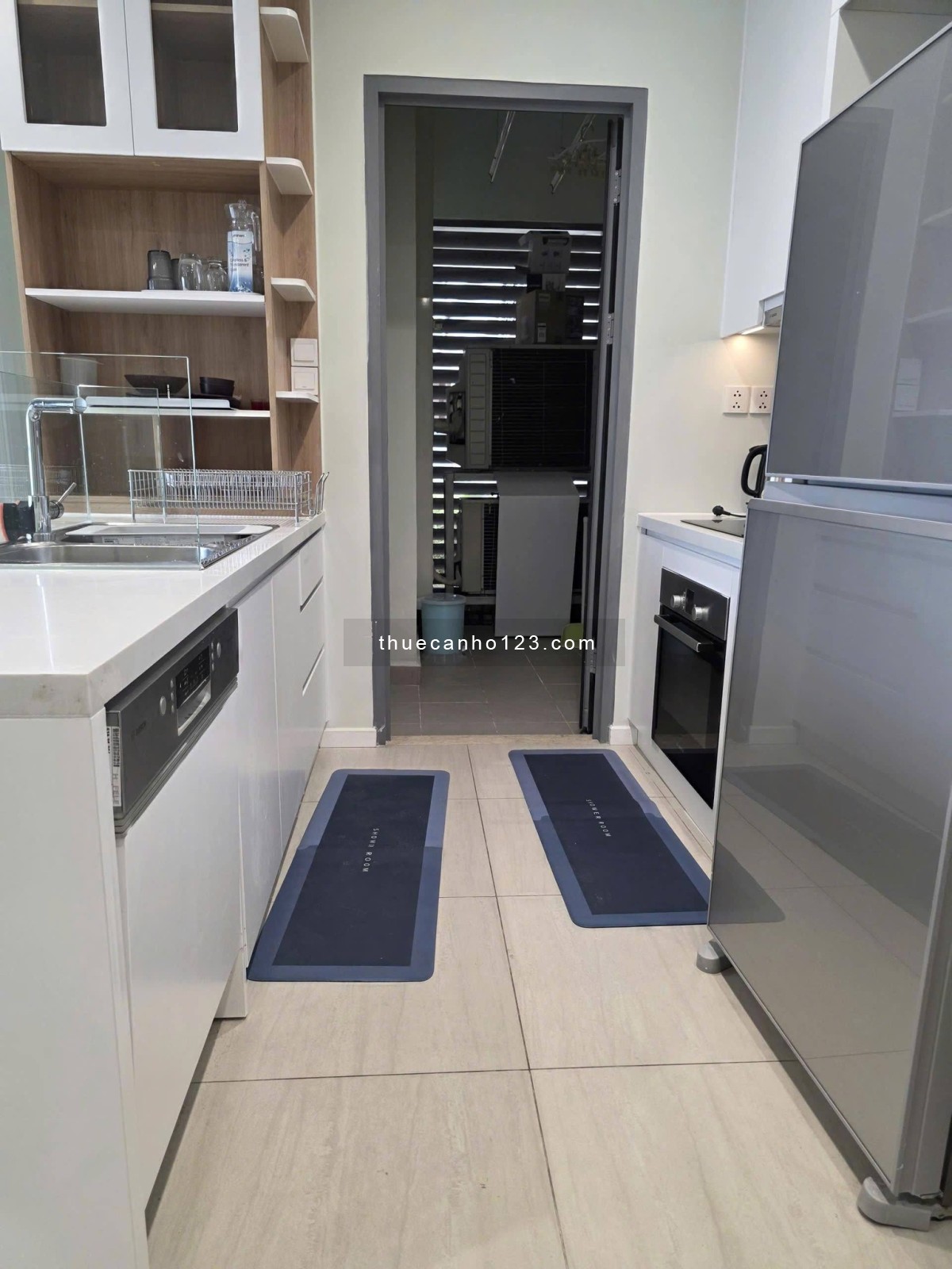 Diamond Island cho thuê căn 2PN2WC nội thất đầy đủ nhận nhà ngay