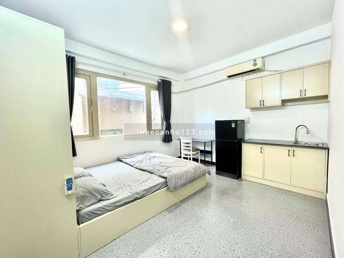 Cho thuê trọ Studio cửa sổ giá rẻ Q1, gần chợ Bến Thành, công viên 23/9, phố đi bộ, Saigon Center, T