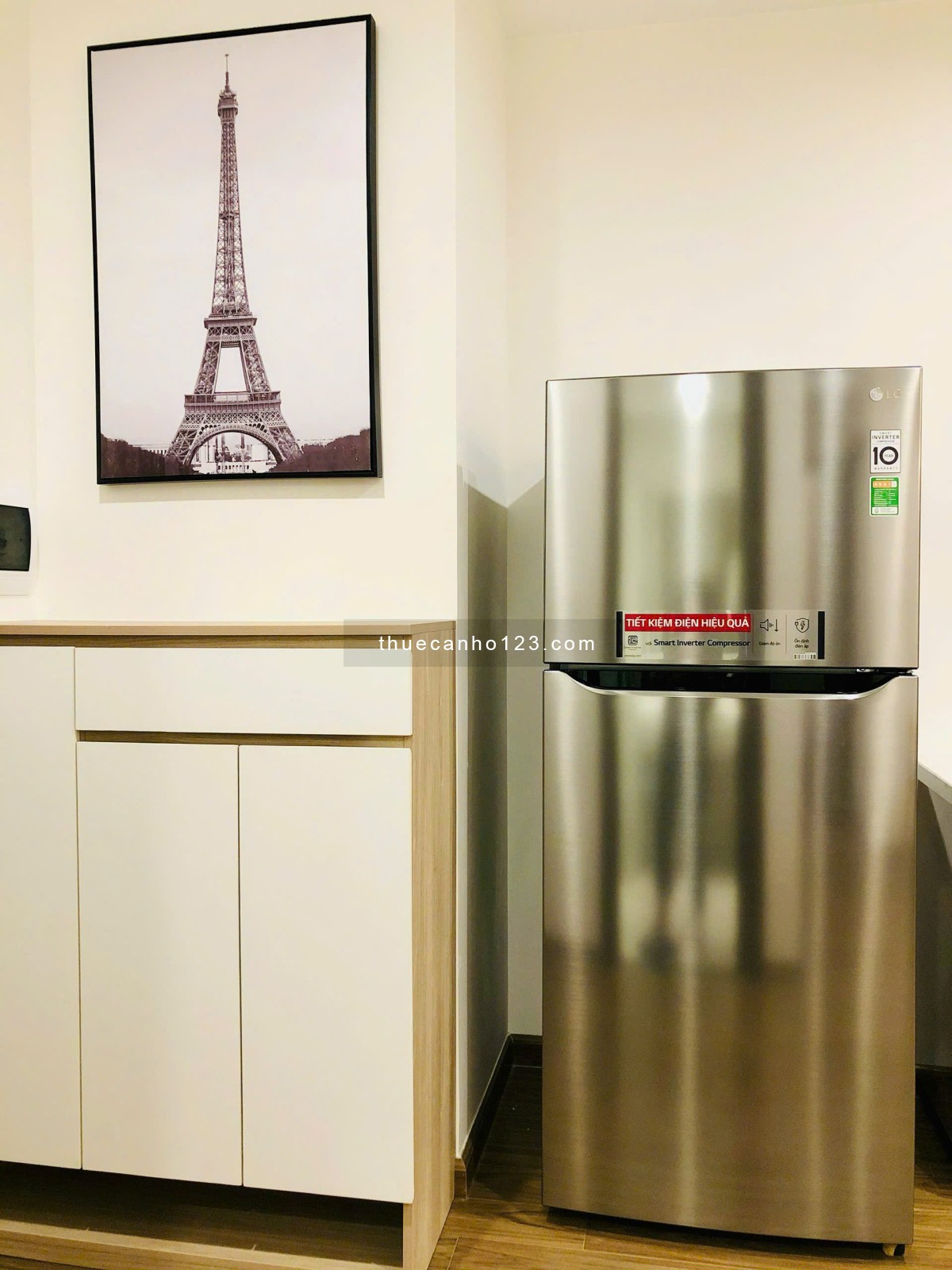 Tôi cần cho thuê căn 2N có nội thất Vinhomes Westpoint 70m2 vào ngay Có TL. Lh : 0385418696