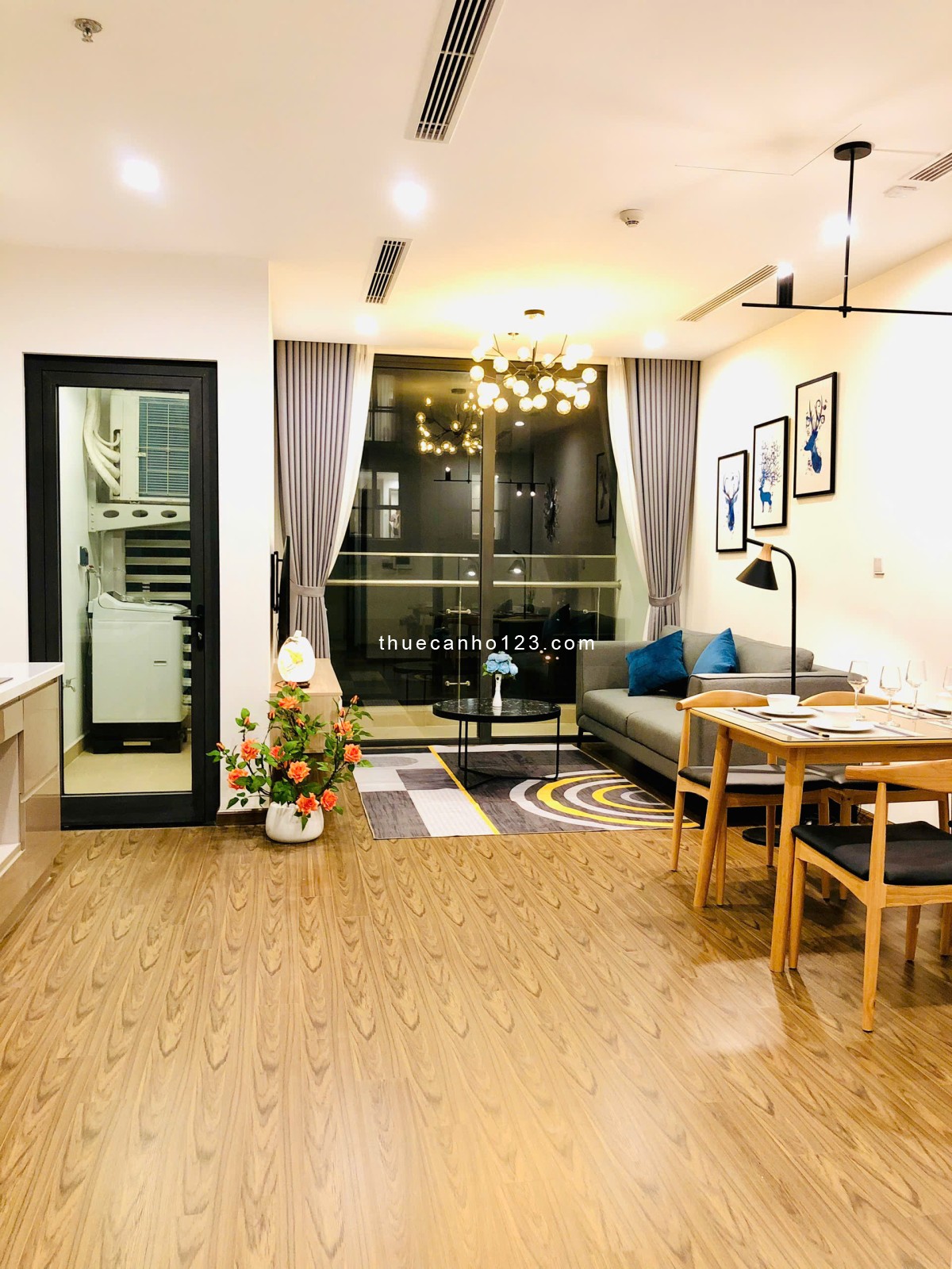 Tôi cần cho thuê căn 2N có nội thất Vinhomes Westpoint 70m2 vào ngay Có TL. Lh : 0385418696