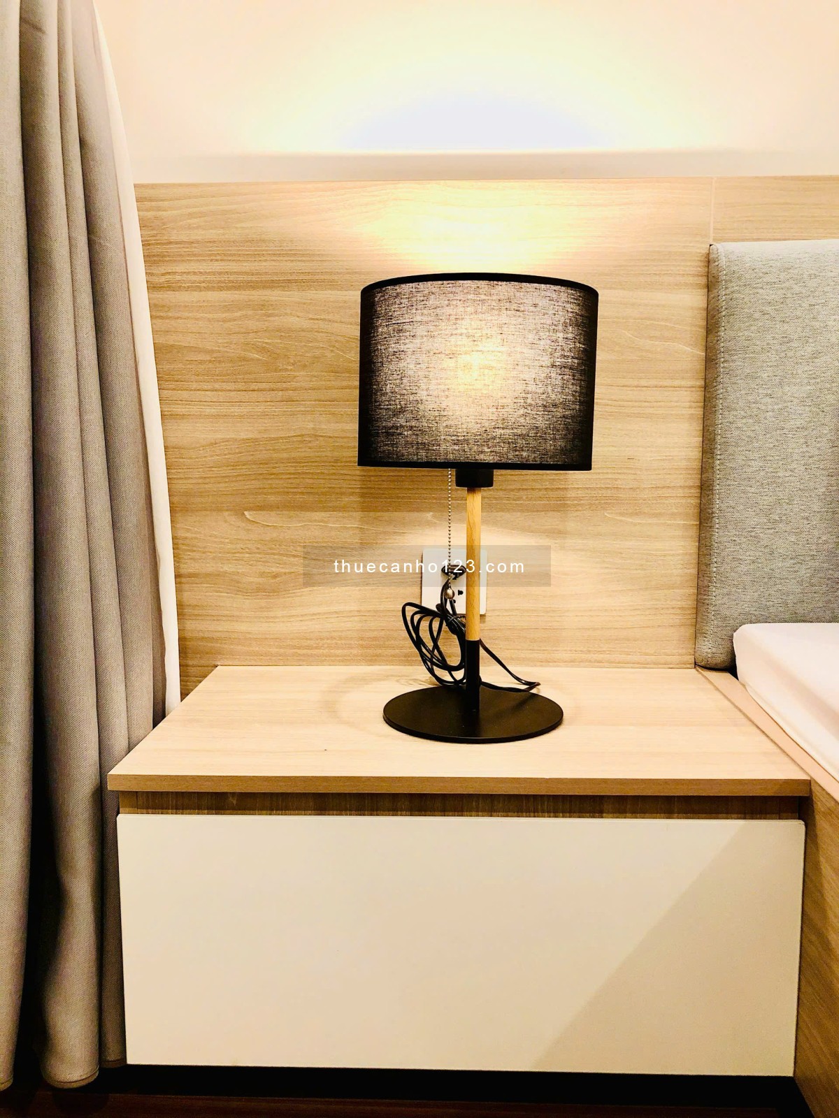 Tôi cần cho thuê căn 2N có nội thất Vinhomes Westpoint 70m2 vào ngay Có TL. Lh : 0385418696