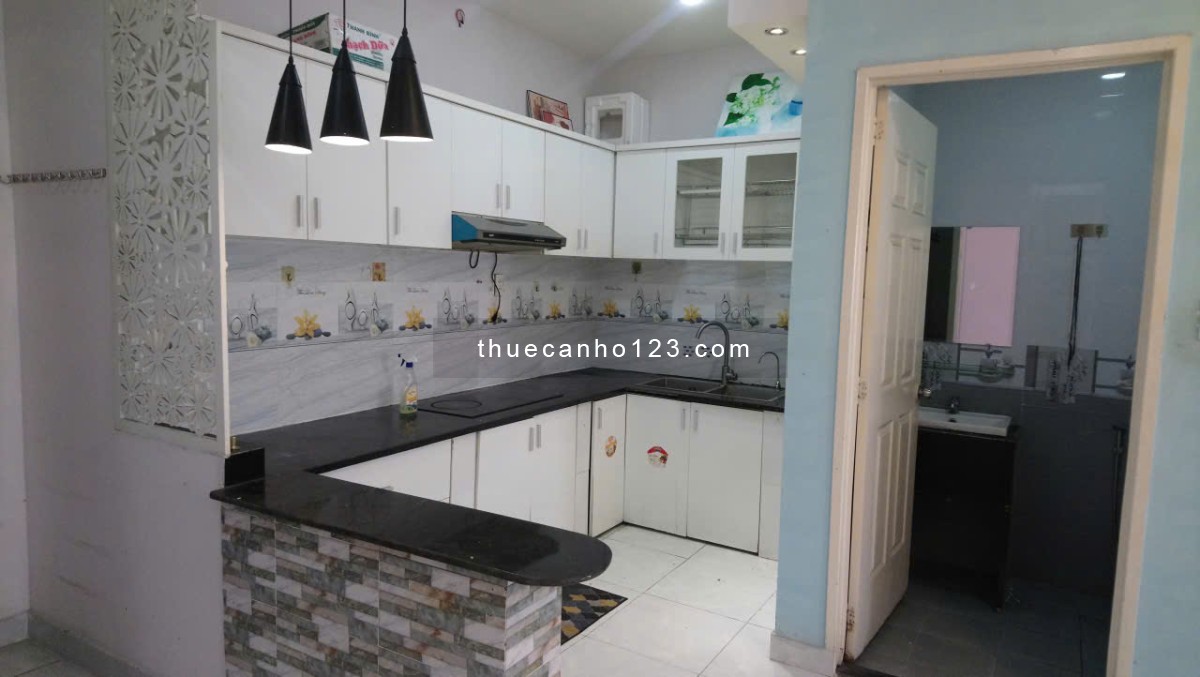 Căn Hộ 82m², 2 Phòng Ngủ cho thuê, đầy đủ Nội Thất