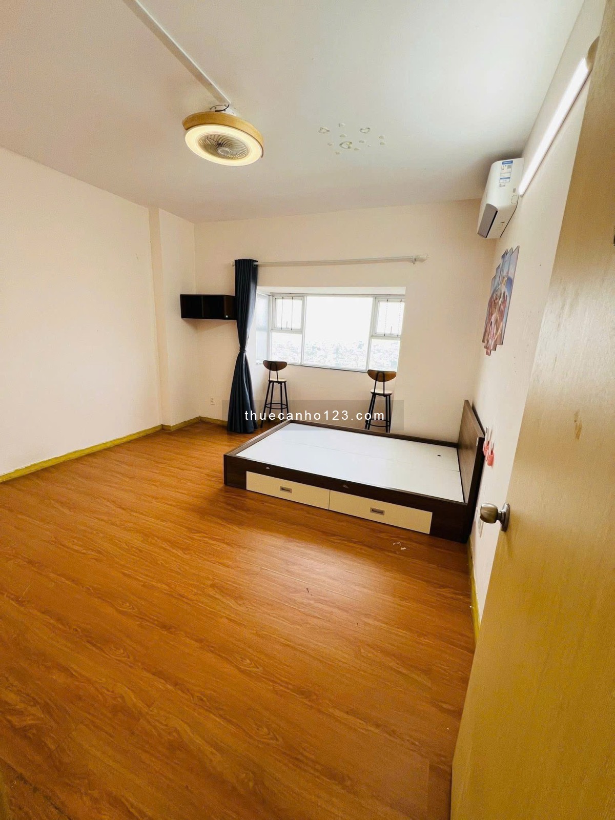 C/c Phúc Yên, Phan Huy Ích, 107m2, 3PN, 2WC, Nội thất, 11tr/th.