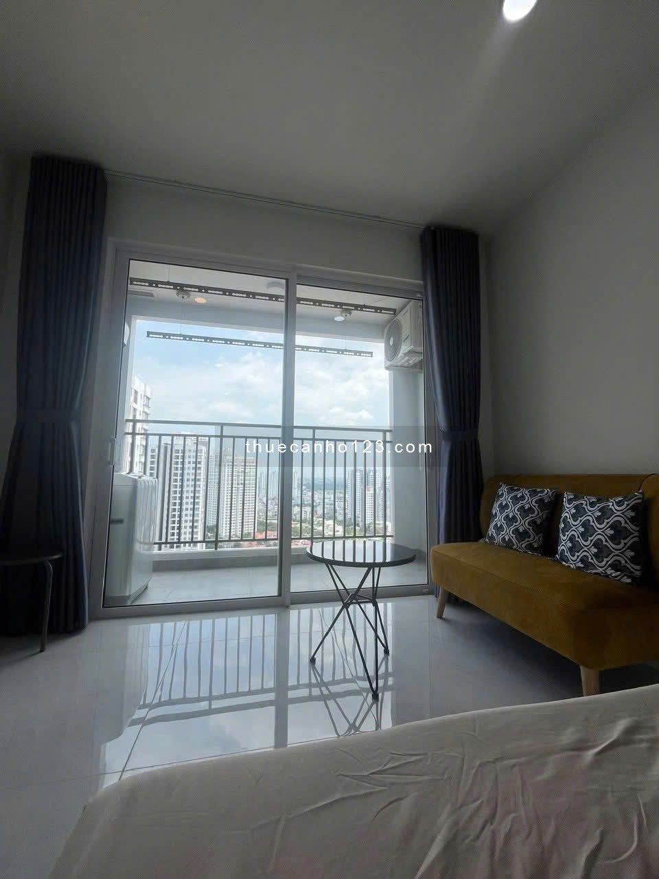 Chung cư Golden Maison, Phổ Quang, PN: 1p ngủ, 11tr5, full NT, 45m2