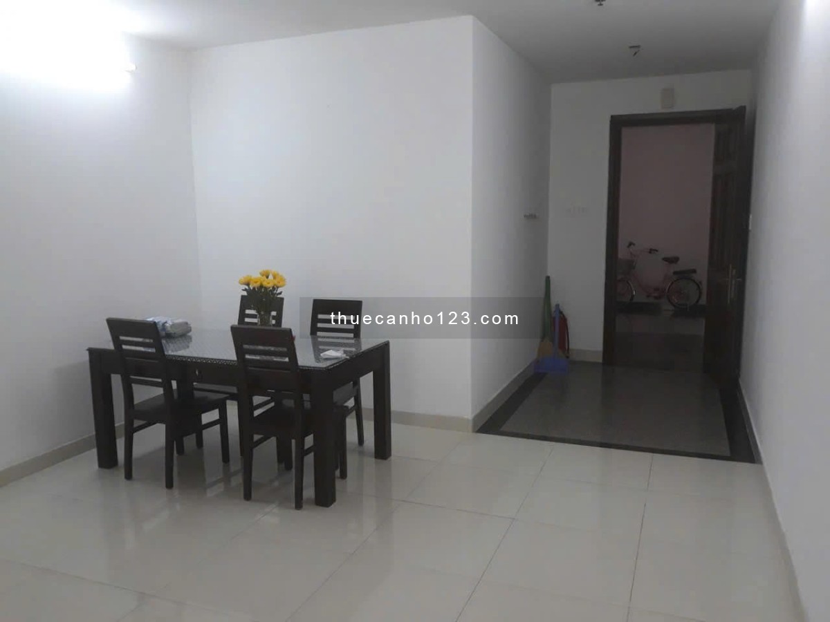 Giá 10tr, căn hộ 3p ngủ, C/c Ruby, p15, Tân Bình