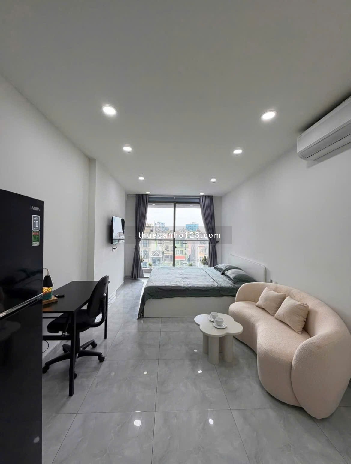 Chung cư Sky Center, dạng office, Nội thất, 45m2, 1PN, 11tr5/th.