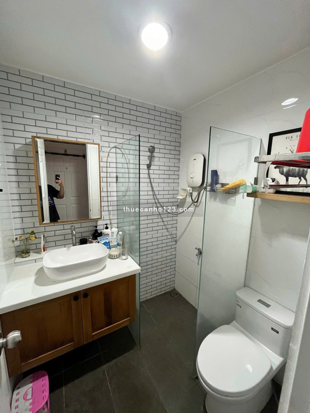 Chung cư Sky Center, dạng office, Nội thất, 45m2, 1PN, 11tr5/th.