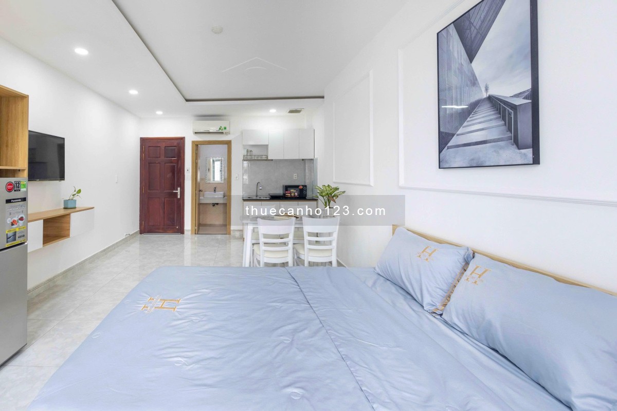 Studio Thang Máy Cửa Sổ Lớn Cực Thoáng, Full Nội Thất Trên Trục Lê Duẩn Cầu Bason Lê Thánh Tôn Quận1