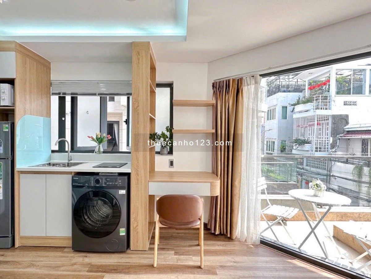 Cho thuê chdv 40m2 full nội thất có ban công ở Nơ Trang Long Q. Bình Thạnh
