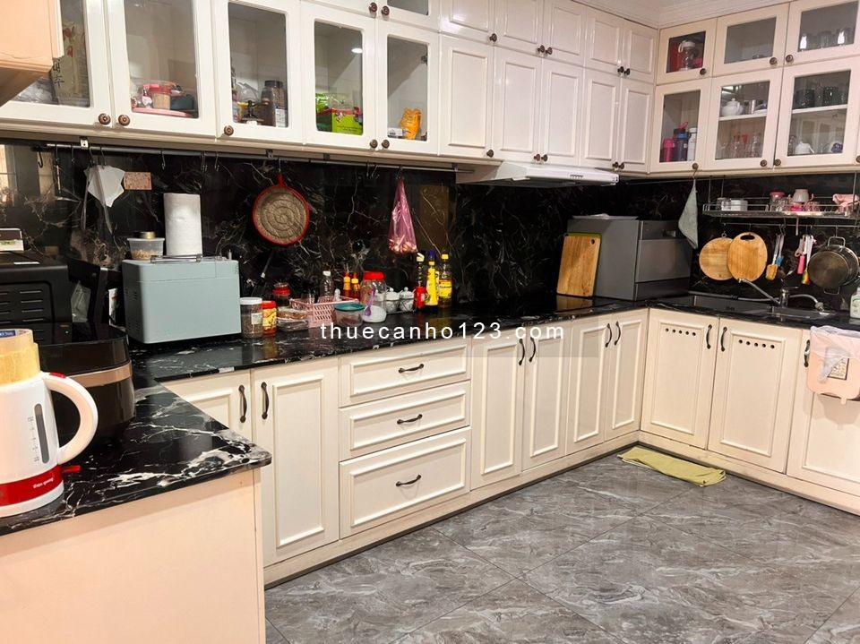 Căn hộ cao cấp HÙNG VƯƠNG PLAZA - 20 Triệu - 3pn 3wc -