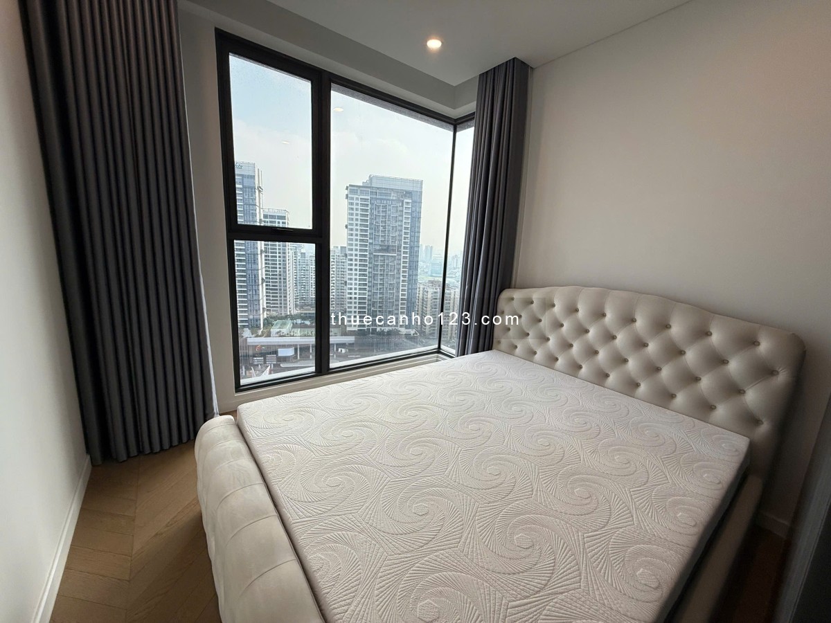 Trống sẵn Căn hộ 2 phòng ngủ 77m2, Nội thất cơ bản, tại Lumiere Riverside