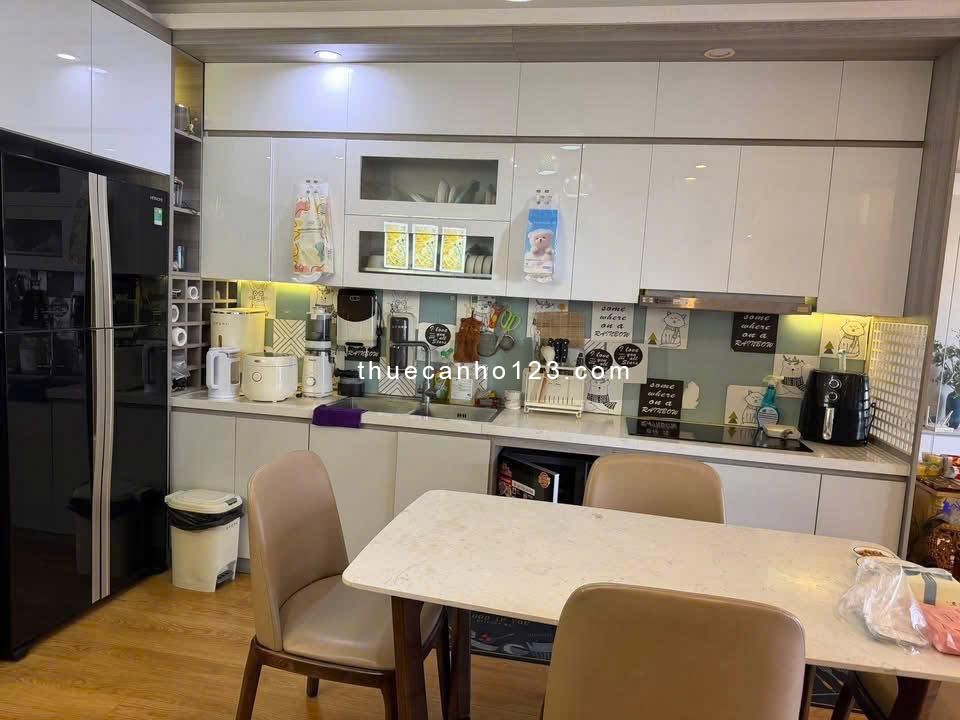 Cho Thuê Chung Cư V City Full đồ 2 phòng ngủ | 2 WC rộng rãi 12 triệu/tháng