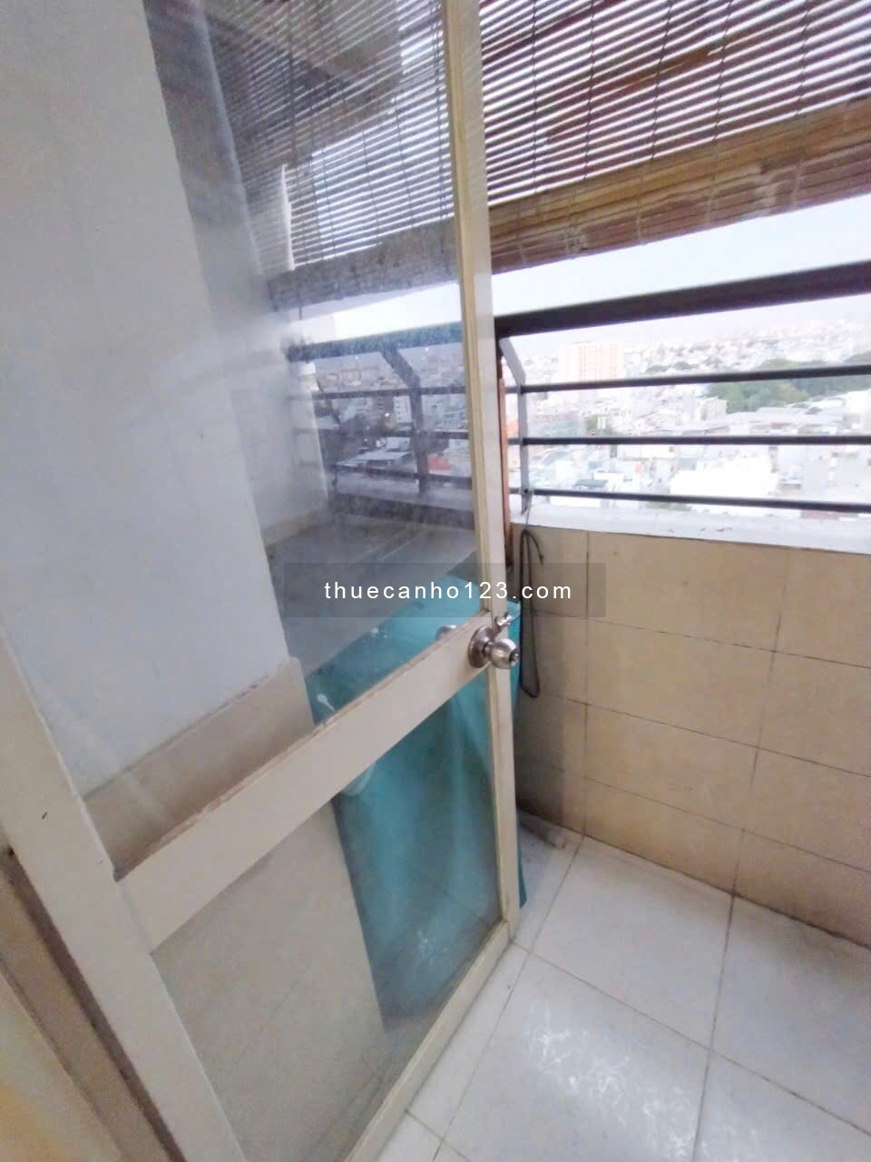 Cho thuê căn hộ chung cư Thái An, view sân bay