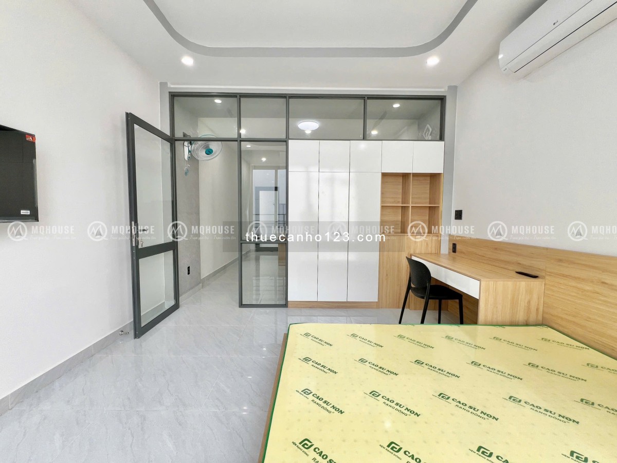 Căn hộ 1pn ban công lớn rộng 40m2 full nội thất gần cv Hoàng Văn Thụ, sân bay gaT3 quận Tân Bình