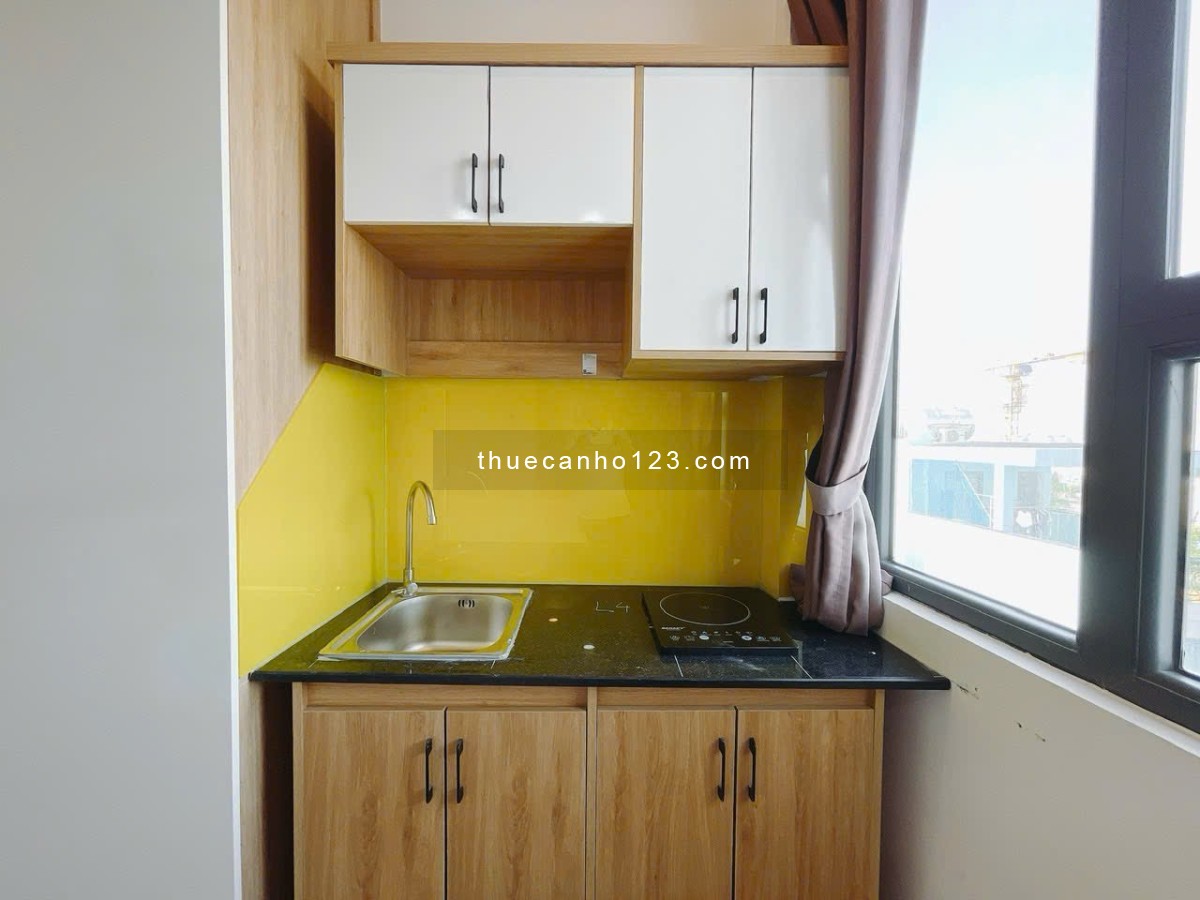 Cho thuê căn hộ Ban công tách bếp Q4, gần Đh Nguyễn Tất Thành, Đh Luật, cầu Kênh Tẻ, cầu Tân Thuận,…