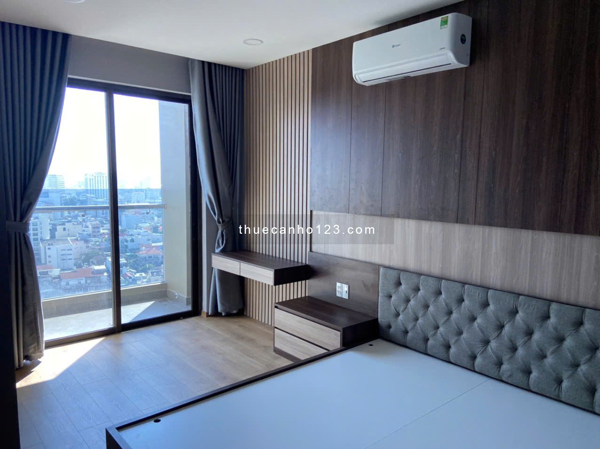 Cho thuê căn hộ 3PN-3WC full nội thất chung cư Park Legend, ở ngay. LH 0932192028-Ms.Mai