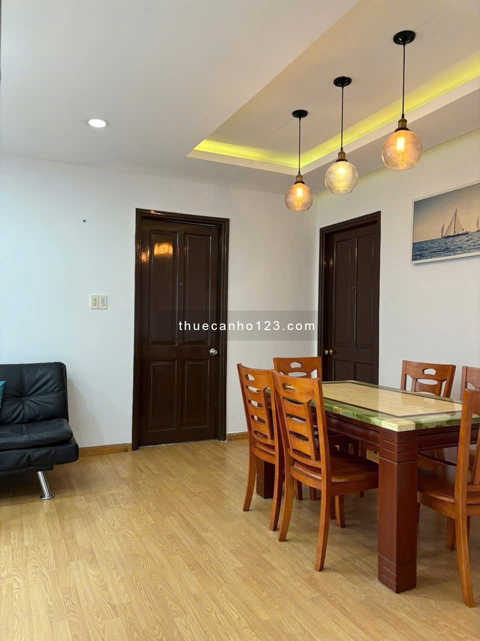 Cho thuê chung cư Screc Tower diện tích 76m  2phòng ngủ giá 14 triệu Quận 3