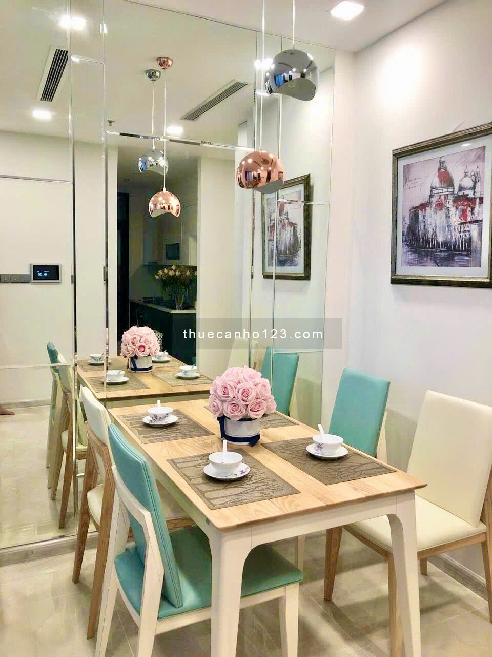 Cần cho thuê căn hộ cao cấp 2PN VINHOMES GOLDEN RIVER BASON