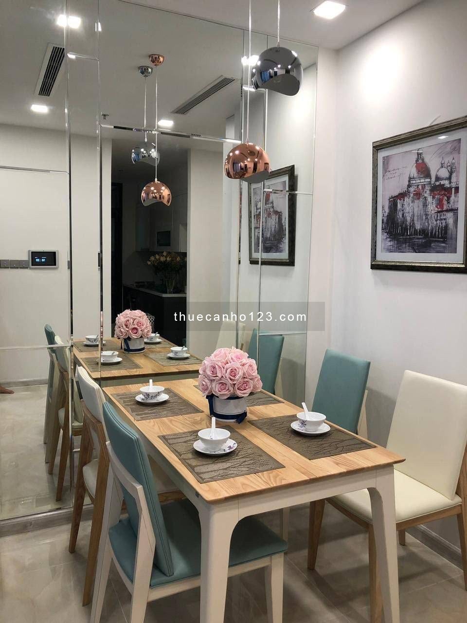 Cho thuê căn hộ 2 phòng ngủ, view sông – Bitexco cực đẹp