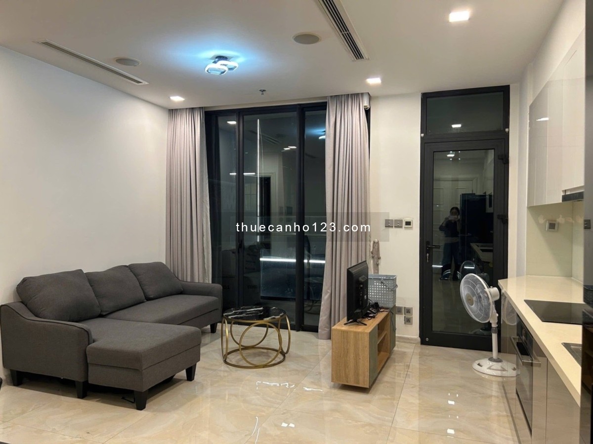 HOT Vinhomes Golden River – Ba Son | Căn hộ 1PN view sông, giá tốt