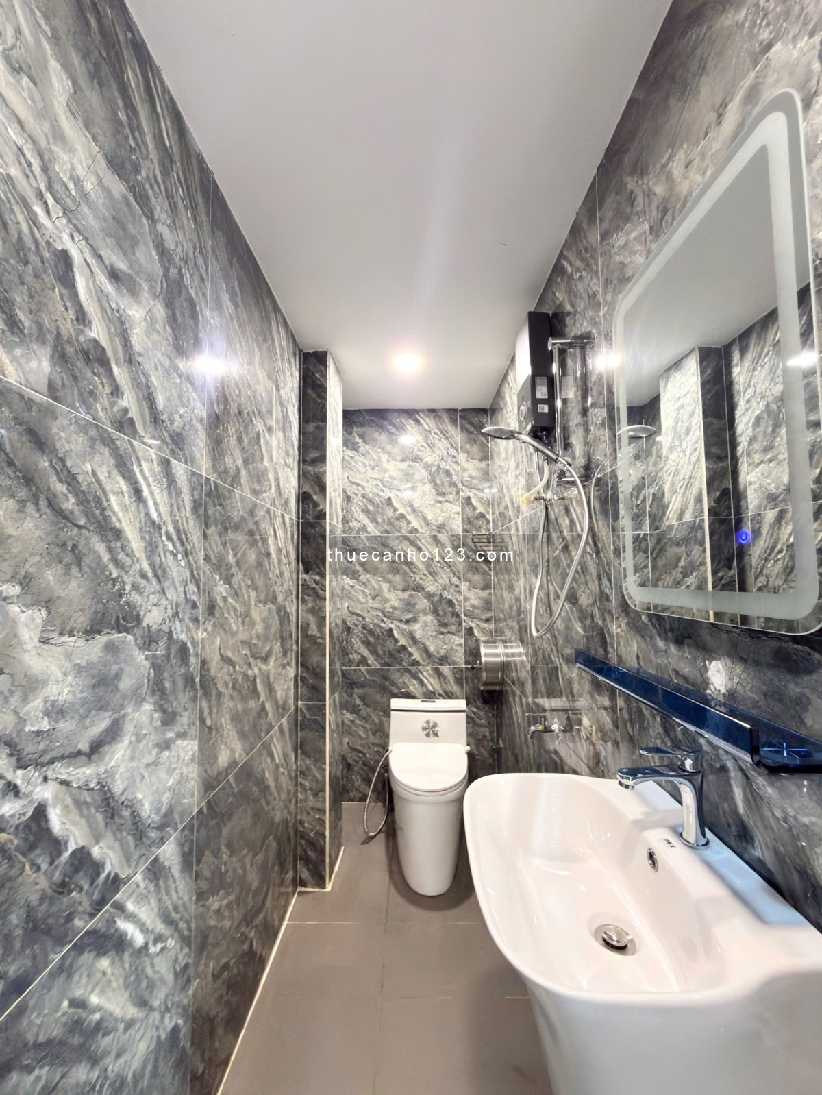 Studio căn hộ mini tách bếp Gần Chợ Hoàng Hoa Thám & Siêu Thị, Full Tiện Nghi quận Tân Bình