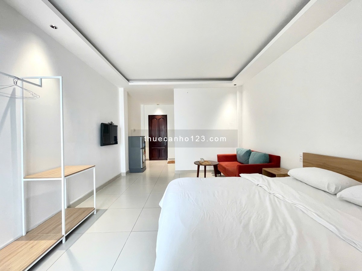 Căn hộ cao cấp 45m2 balcony máy giặt riêng ngay công viên Lê Văn Tám chợ Tân Định HMC Tower