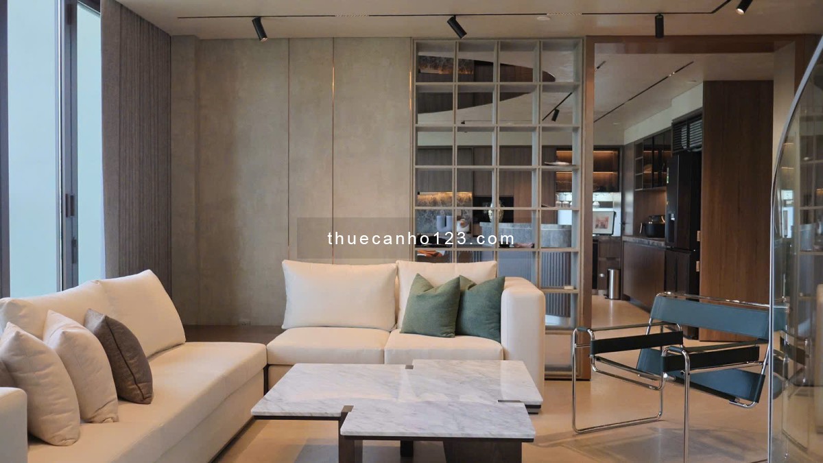 Hiếm, Căn loft 2 phòng ngủ đập thông 165m2, nội thất cao cấp. Giá 5000$, tại Galleria Metropole