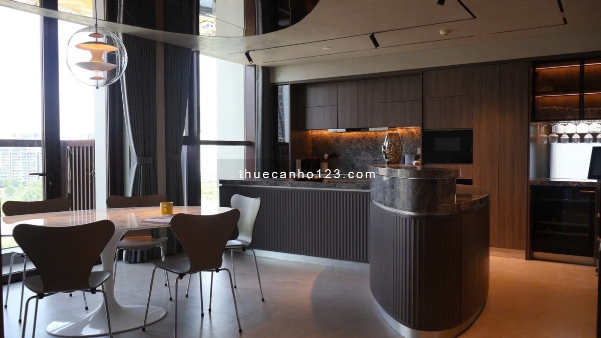 Hiếm, Căn loft 2 phòng ngủ đập thông 165m2, nội thất cao cấp. Giá 5000$, tại Galleria Metropole