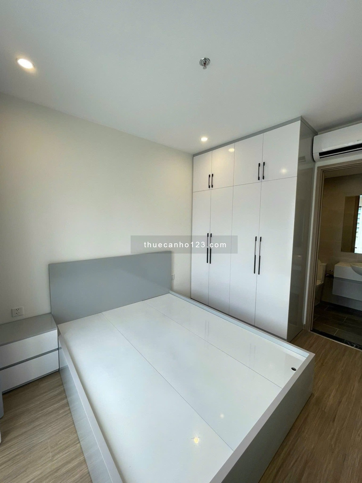Cho thuê căn hộ 2PN 2WC S10 – Vinhomes Grand Park