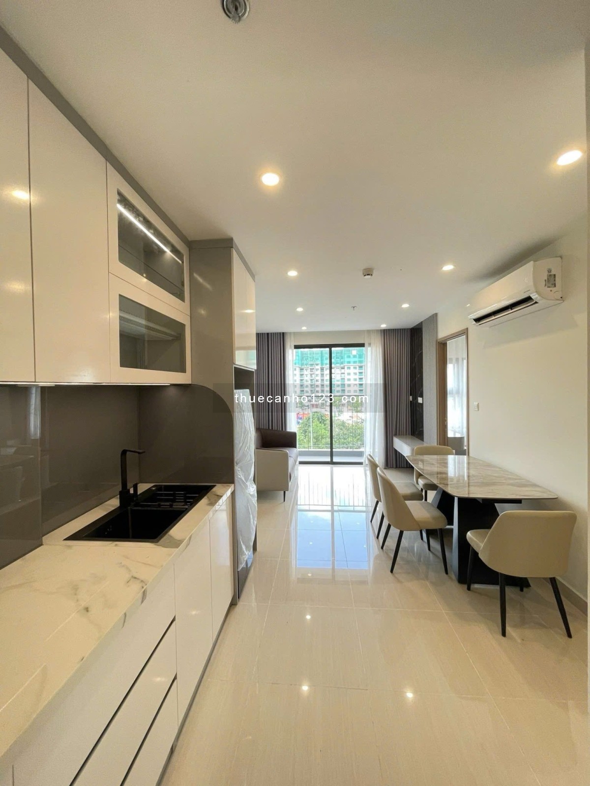 Cho thuê căn hộ 2PN 2WC S10 – Vinhomes Grand Park
