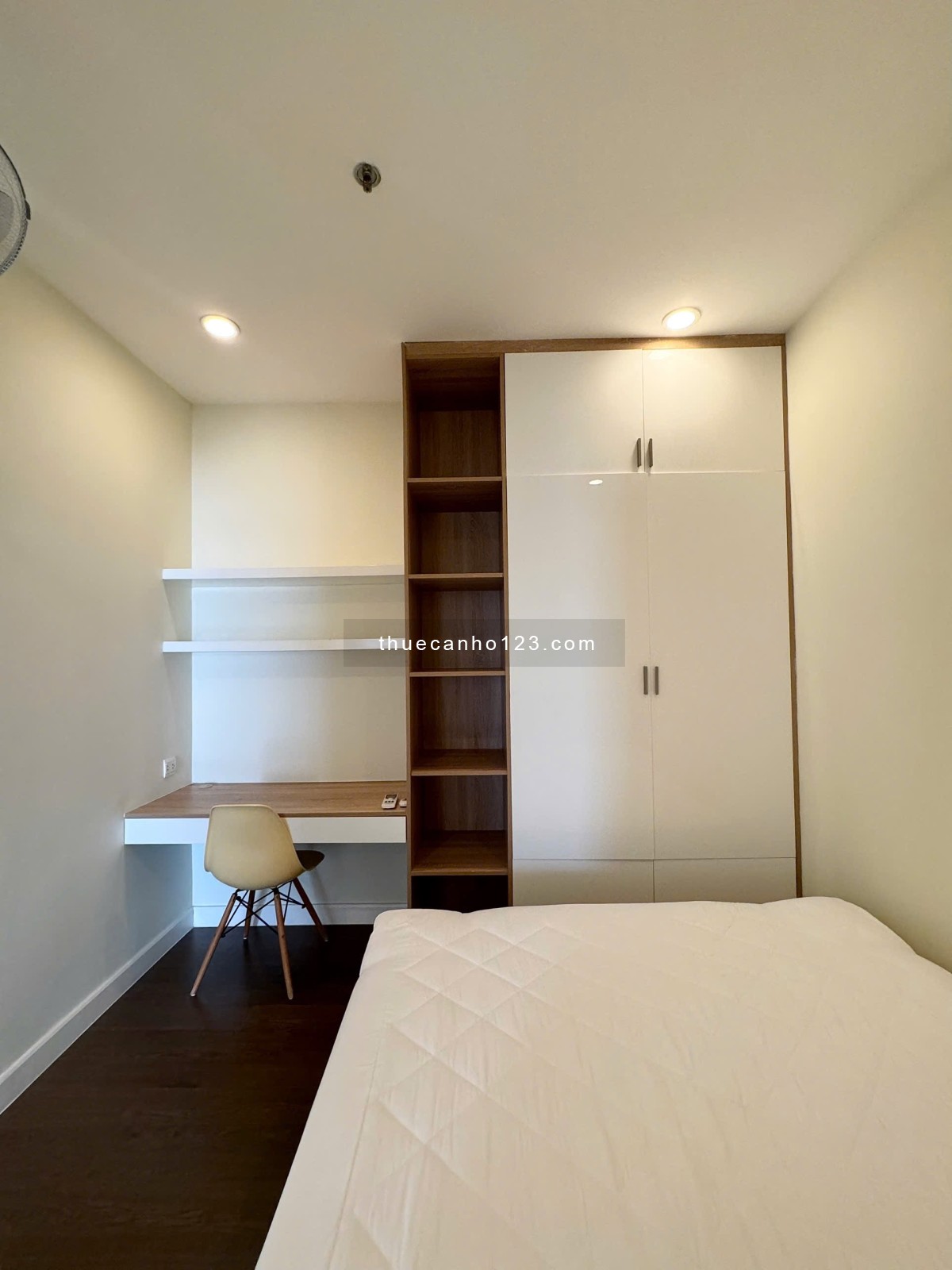 Căn hộ chung cư Xi Grand Court 2PN 70m2 quận 10, full nội thất mới 100%