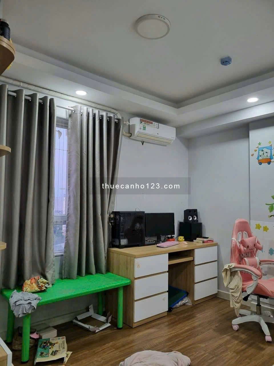 Chung cư Celadon, Đường N4, TP: 3p ngủ, 11tr5/tháng, có nội thất