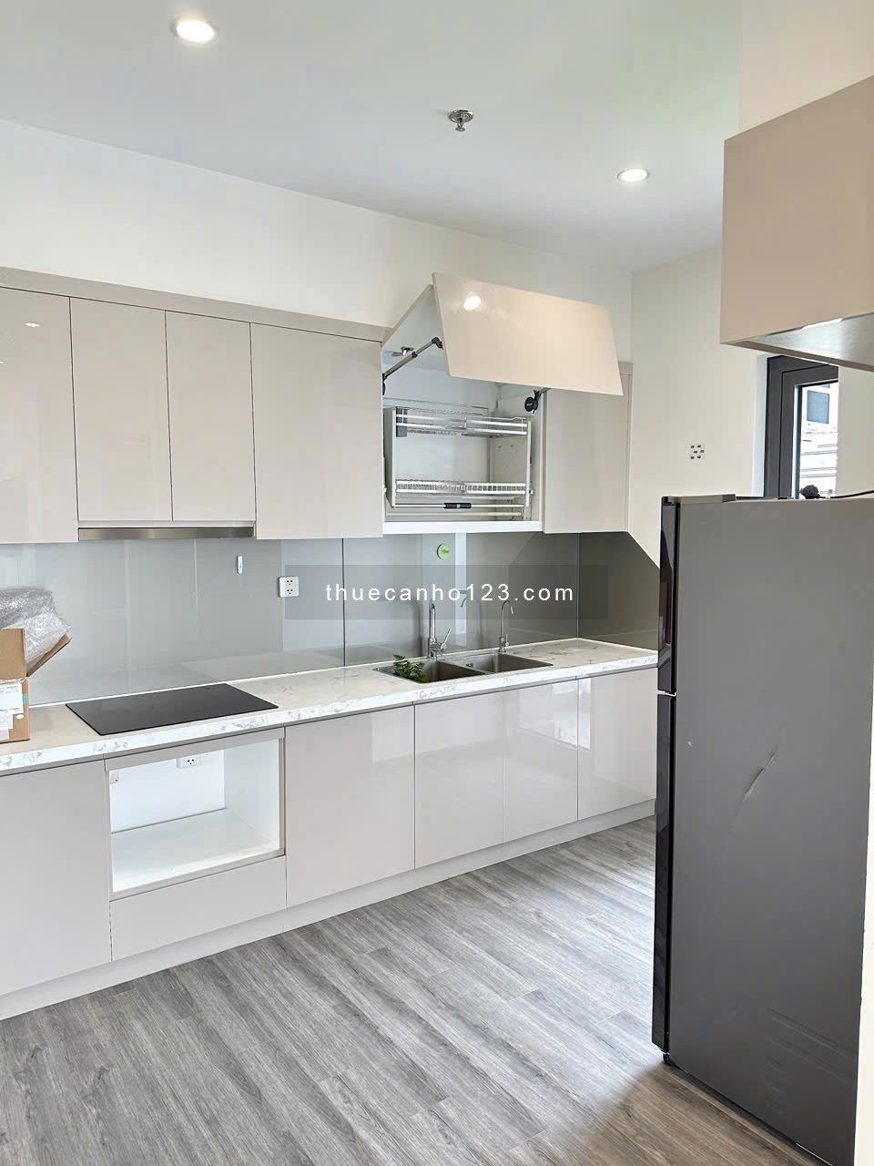 Cho thuê căn 2n2 góc Vinhomes Ocean Park – Full nội thất, view thoáng