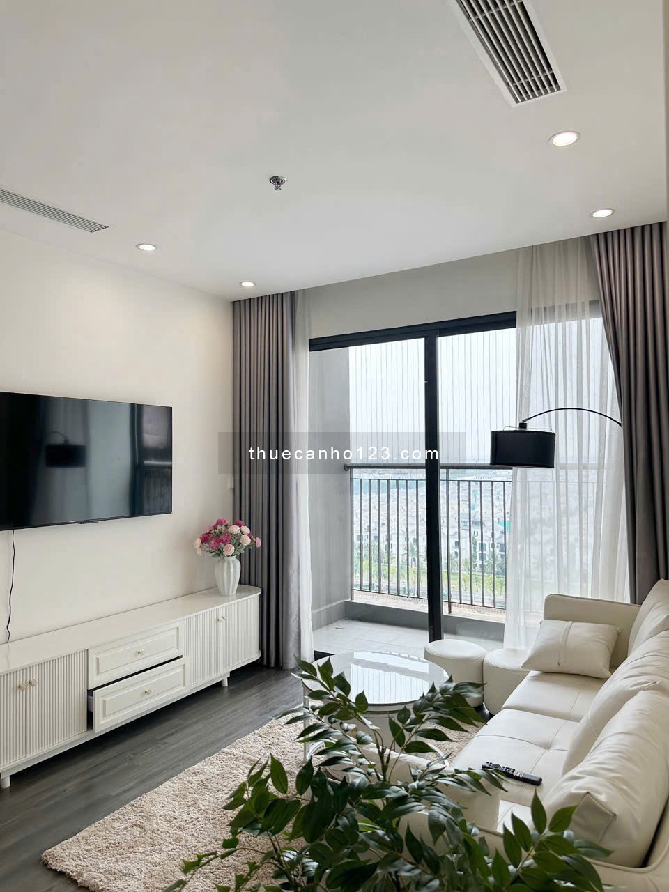 Cho thuê căn 2n2 góc Vinhomes Ocean Park – Full nội thất, view thoáng