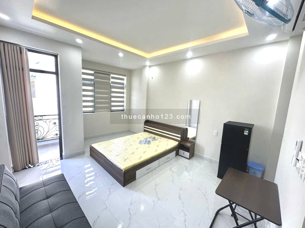 Căn Hộ Cho Thuê Full Nội Thất Ban Công Cửa Sổ Thoáng Ngay Huỳnh Văn Bánh gần Q1, Q3,CV Hoàng Văn Thụ - Ảnh 1