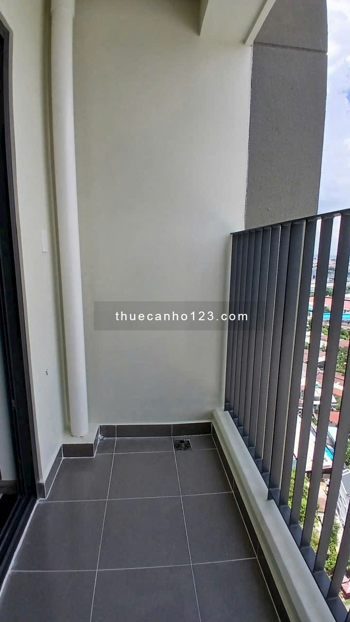 Chính chủ cho thuê căn 2PN (54m2) tầng 15. View hồ bơi. Có nội thất (Tin thật, không đăng giá ảo)