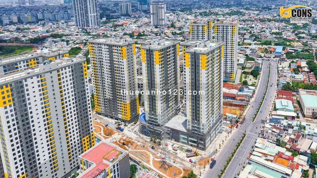 Chính chủ cho thuê căn 2PN (54m2) tầng 15. View hồ bơi. Có nội thất (Tin thật, không đăng giá ảo)