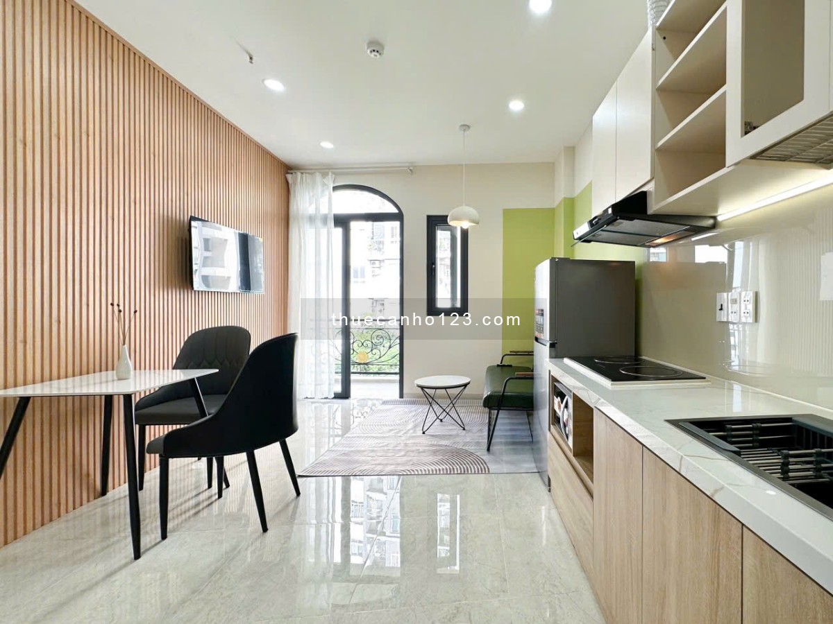 Căn hộ 1 phòng ngủ – Tách bếp – Ban công – Full nội thất mới xây ngay sân bay Tân Sơn Nhất