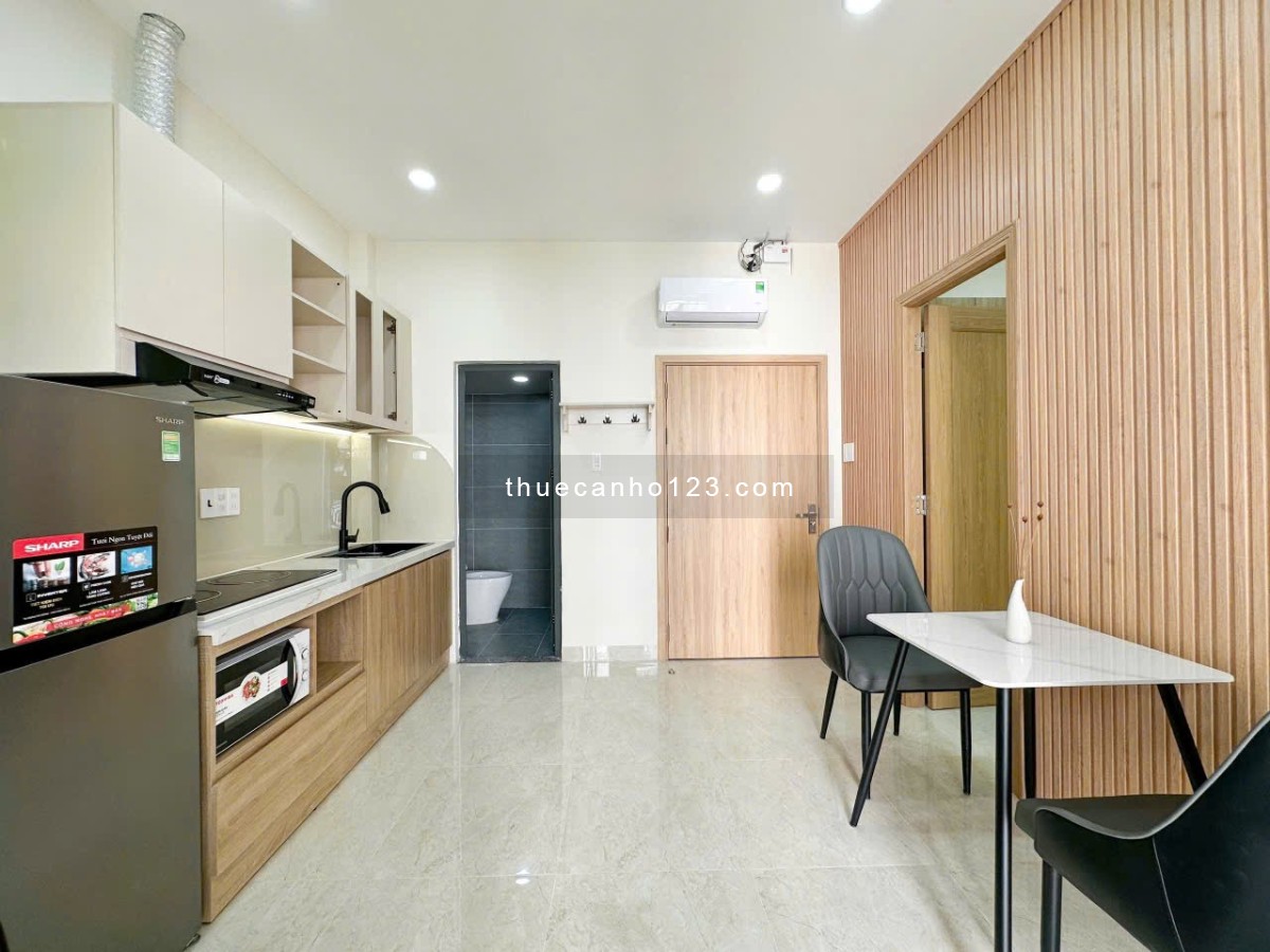 Căn hộ 1 phòng ngủ – Tách bếp – Ban công – Full nội thất mới xây ngay sân bay Tân Sơn Nhất